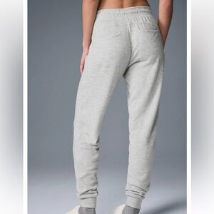 ALO YOGA SoHo Sweatpants